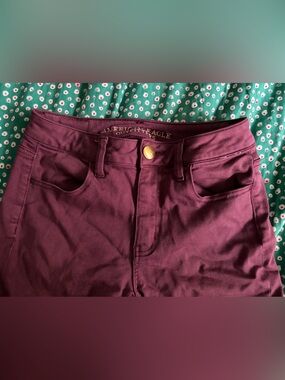 American Eagle High-Rise Jeans Jegging - Plum size 4